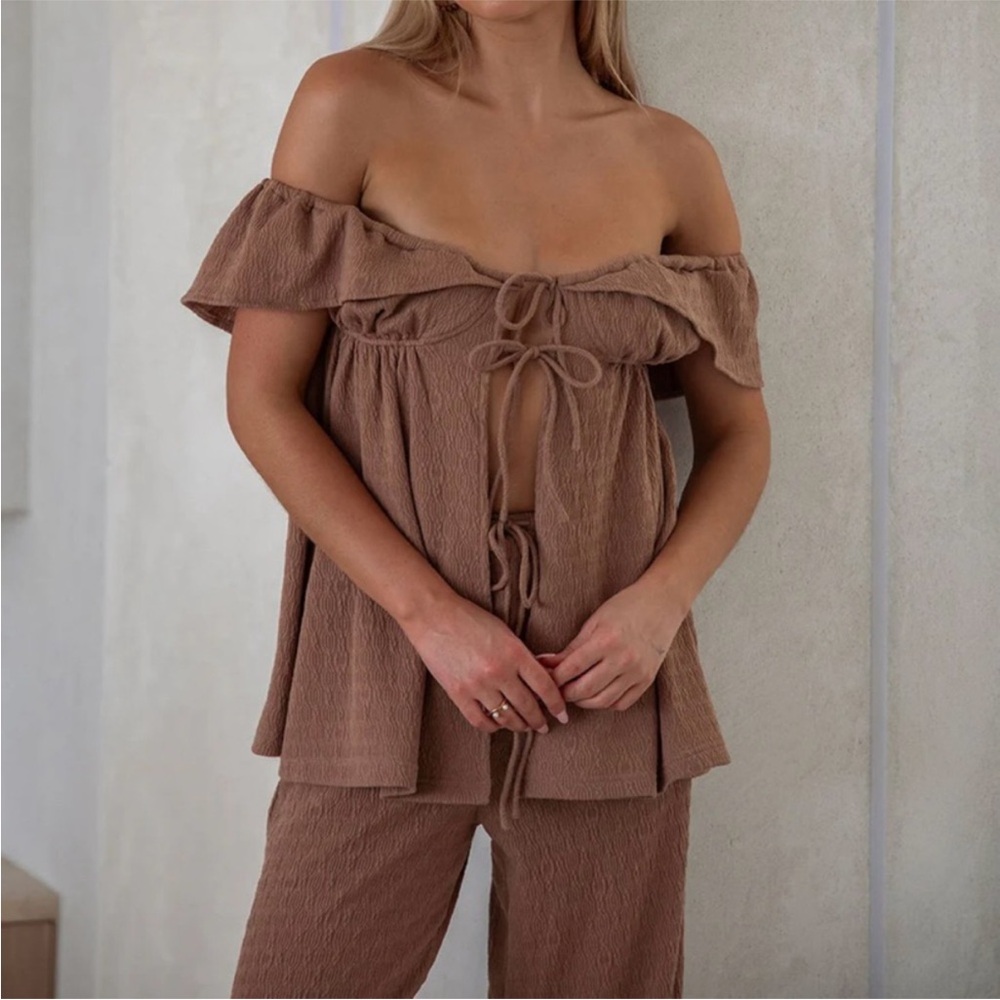 Kala set pants and off shoulder top